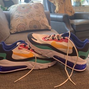Nike AirMax 270 React! Lightly Worn.Men’s 9.5